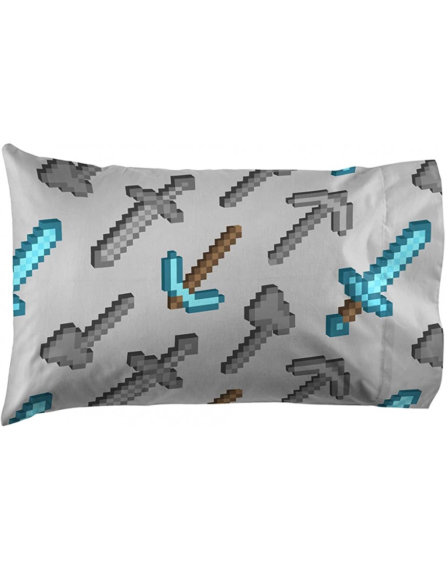 Jay Franco Minecraft Isometric Characters Full Sheet Set Super Soft and Cozy Kid’s Bedding Features Fade Resistant Polyester Microfiber Sheets Official Minecraft Product - BC07B3R62